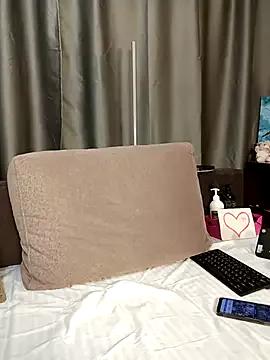 Milforja on StripChat 