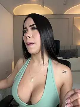 Miss_blue69 on StripChat