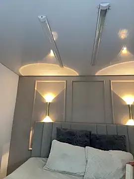 Miss_blue69 on StripChat