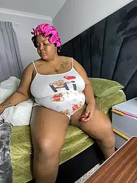 MissLola27 on StripChat 