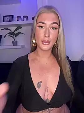 Missy_Sinsxx on StripChat 