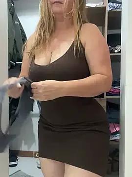 moniquerainx on StripChat