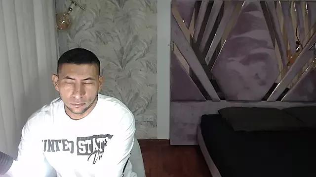 Morganandmegan on StripChat