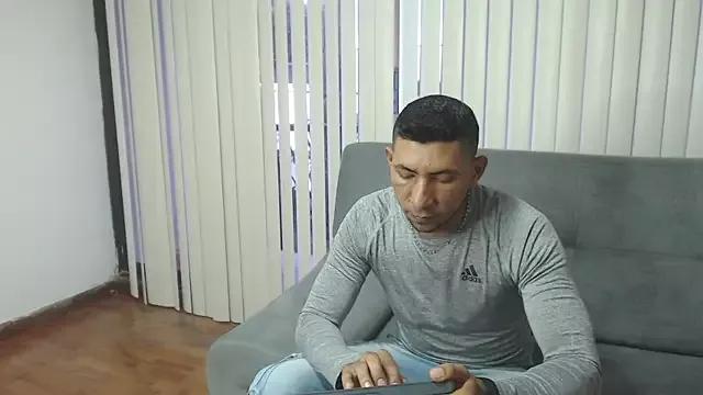 Morganandmegan on StripChat