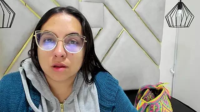 nalalye_cruzz_ on StripChat 