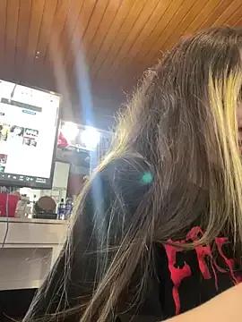 Natalia_Suarez on StripChat