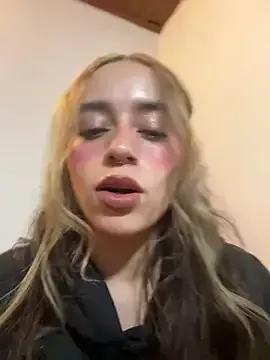 Natalia_Suarez on StripChat