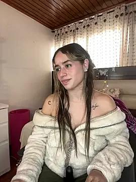 Natalia_Suarez on StripChat