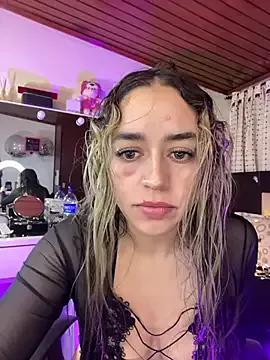 Natalia_Suarez on StripChat