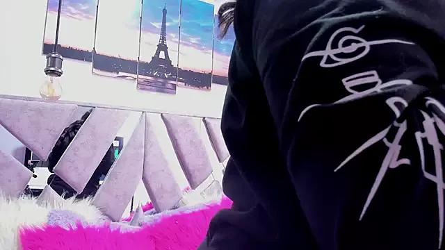 Nataly_noa on StripChat 