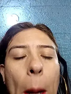 Offline Nathaly-777 on StripChat