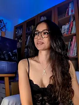 Freechat Naughty-Jessie on StripChat