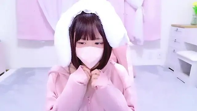 Offline Nazuna_727 on StripChat