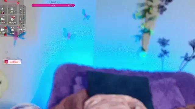 ness_wi on StripChat 
