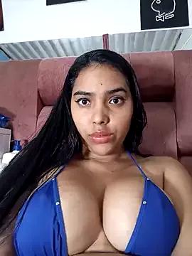 nia_sd on StripChat