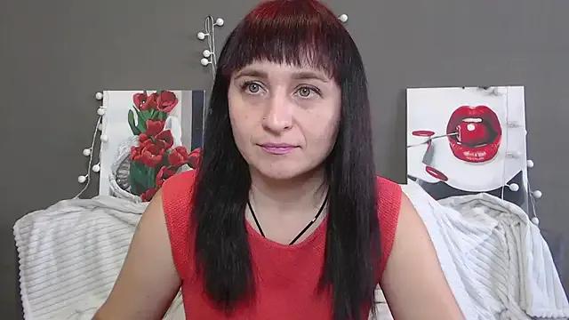 NinaFlawlees on StripChat