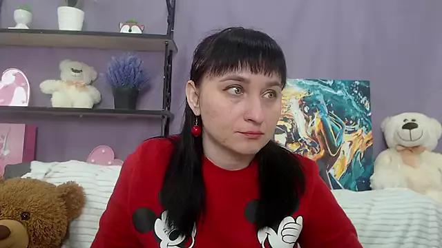 NinaFlawlees on StripChat