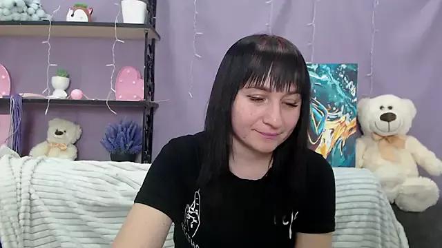 NinaFlawlees on StripChat