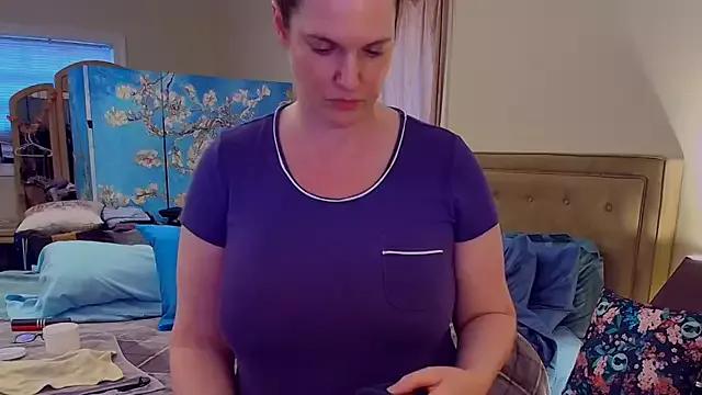 ninajaymes on StripChat 