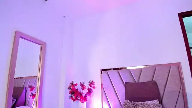 NoraDasilva on StripChat