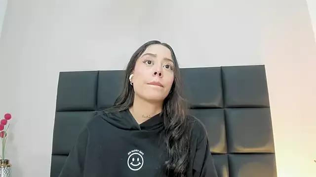 NoraDasilva on StripChat