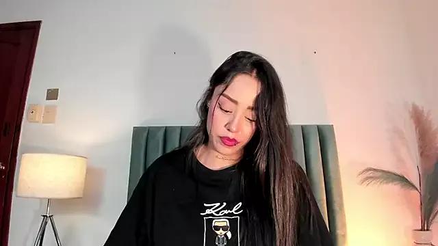 NoraDasilva on StripChat