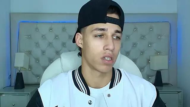 orionblaze69_ on StripChat 