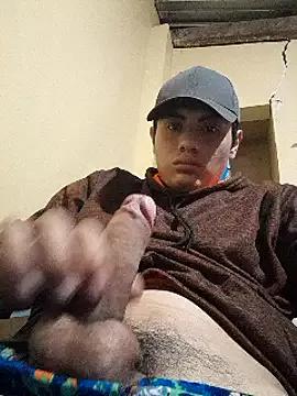 Ortiz3404 on StripChat