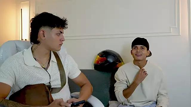 Paradise_boy_s on StripChat