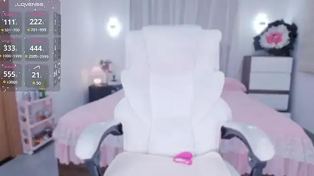 PimChanOK on StripChat 