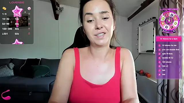 PlayfulGoddess on StripChat