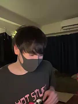 poketkuma on StripChat