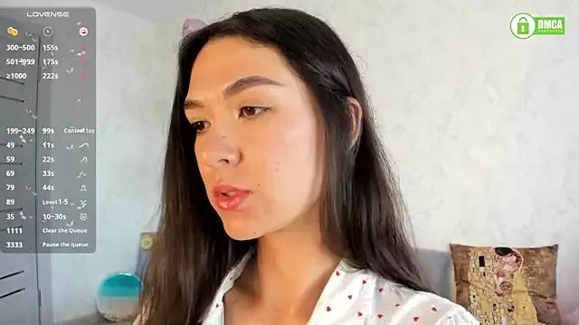 pretty_yong_cat on StripChat