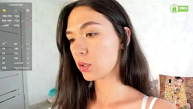 pretty_yong_cat on StripChat