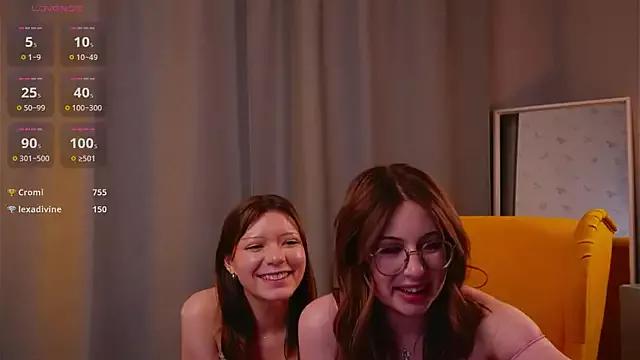 PrimroseHacker on StripChat 