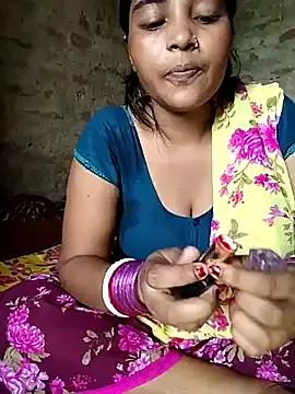 Freechat RED_CHILLY_QUEEN on StripChat