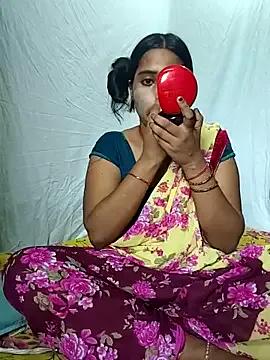 Freechat RED_CHILLY_QUEEN on StripChat