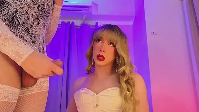 reginarose69 on StripChat