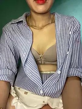 Freechat Ri210 on StripChat