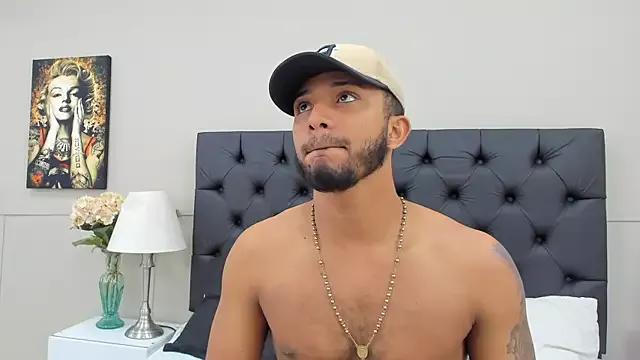 Robin_Rief on StripChat