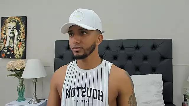 Robin_Rief on StripChat