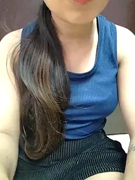 Freechat Roshni_98 on StripChat