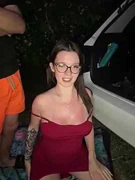 Freechat RoxiBlack on StripChat