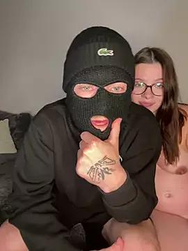 Freechat RoxiBlack on StripChat