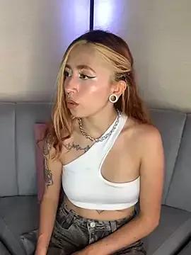 Freechat Sallem_Pink on StripChat