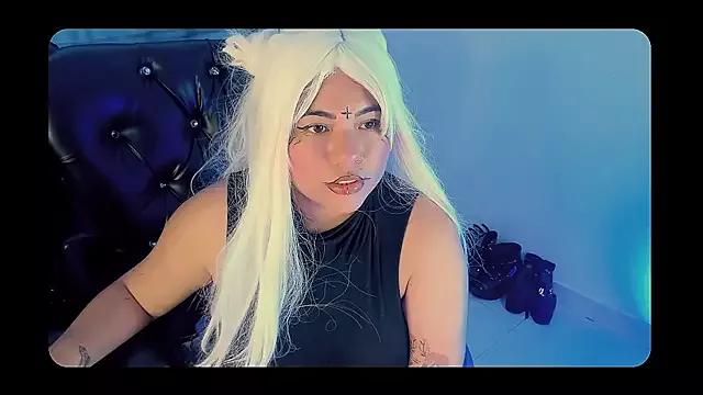 Samanta_cutee on StripChat 