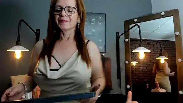 Samantha_mature56 on StripChat 