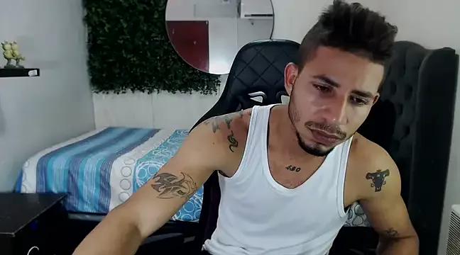 san_dirtyboy18 on StripChat 