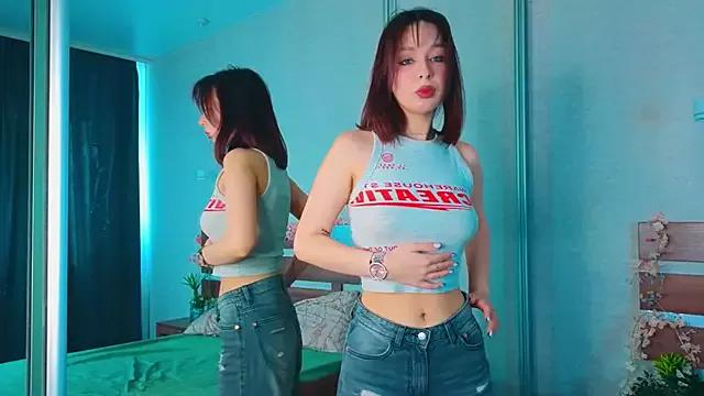 SandraCole on StripChat 