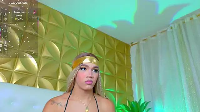 Freechat Sara-Smith- on StripChat